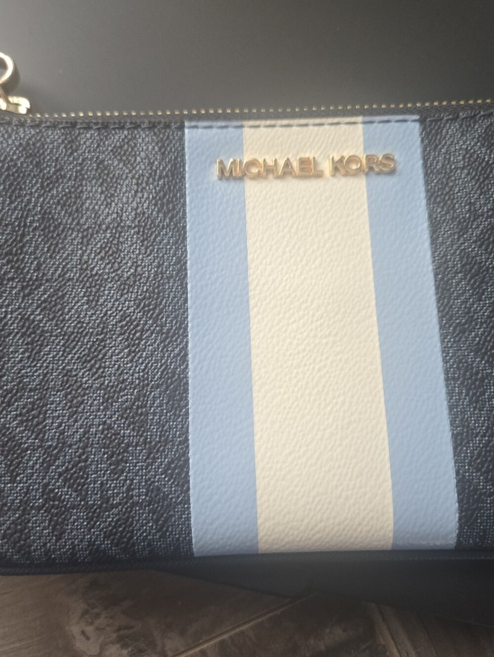 MICHAEL KORS Navy & Light Blue Stripe Zip Wristlet